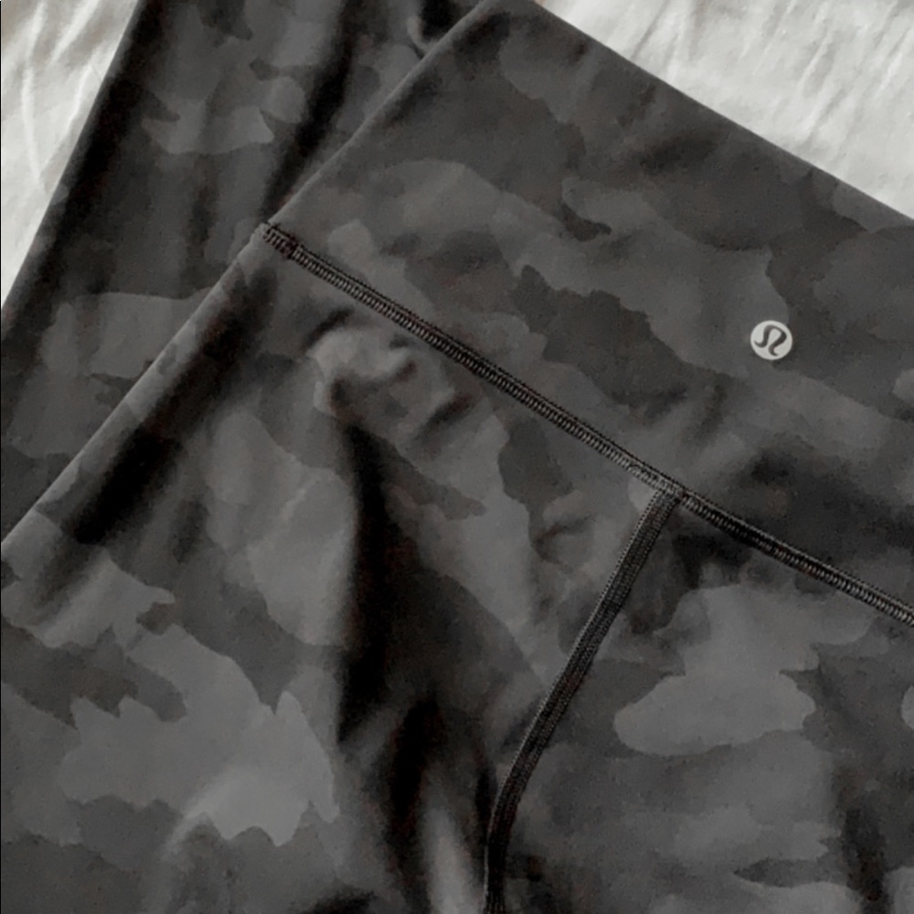 🚫 SOLD▪️LULULEMON WUNDER UNDER LUXETREME CAMO